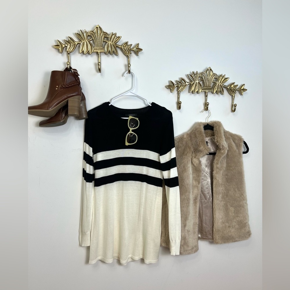 Contemporary light layering knit sweater S